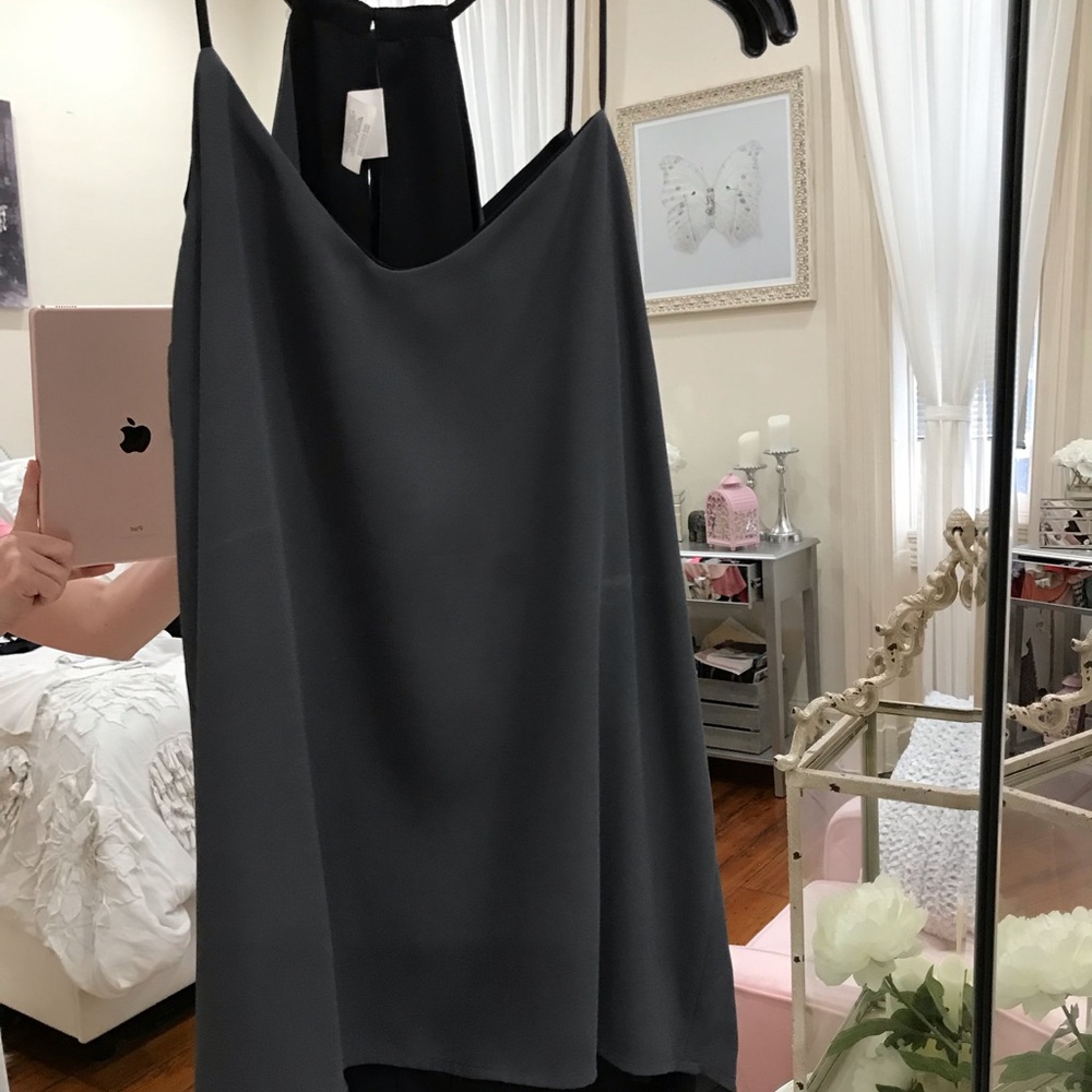 Reversible tank